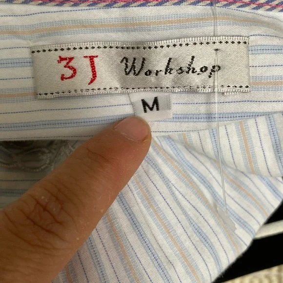 Johnny Was Workshop Republic Clothing White Red embroidered Short Sleeve Blouse - Picture 2 of 6